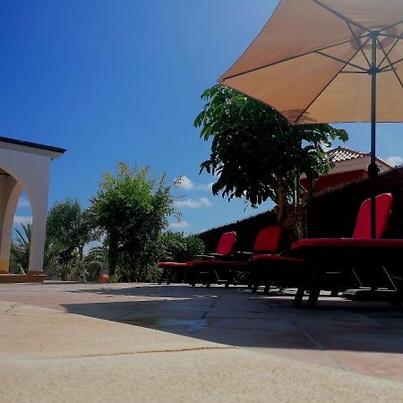 Villa Cheli Fuerteventura Golf Resort Caleta De Fuste Exteriör bild